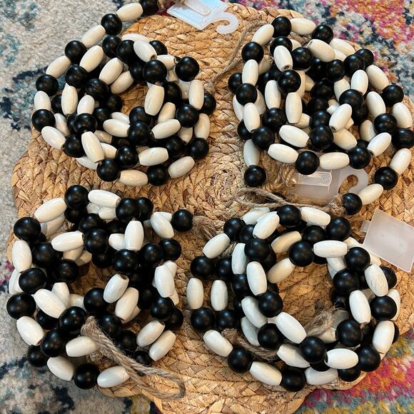 Lot of 4 Black & White Wooden Beaded Garland Fall Halloween Farmhouse (6’ each) - Picture 1 of 9
